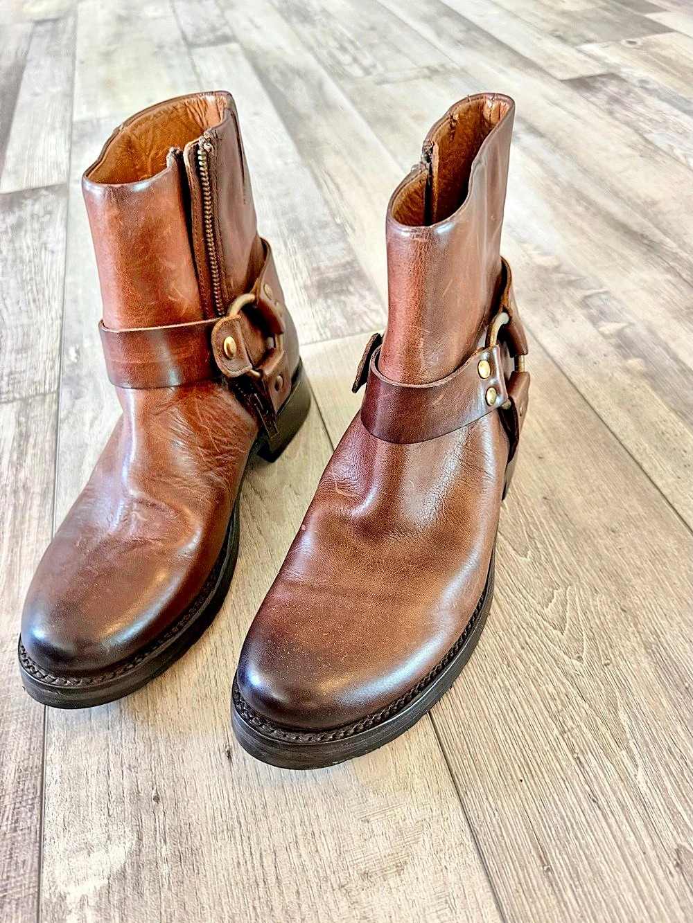 Frye Leather Short Bootie Brown Ankle Boots Sz 10 (run small)